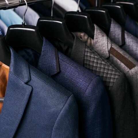 5 tipov ako nájsť dokonalý slim oblek