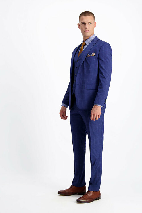 Modrý károvaný oblek SlimFit s hnedými doplnkami