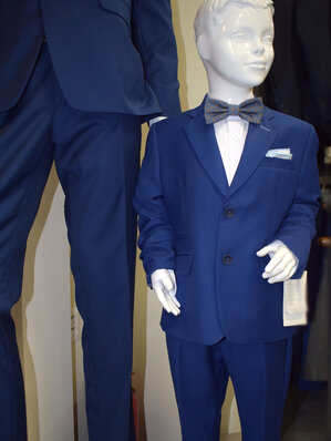 Modrý oblek pre chlapcov | predaj a požičanie | LAVARD Partizánske